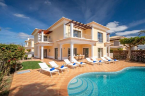 Paradise Beach Villa by Blue Diamond 18